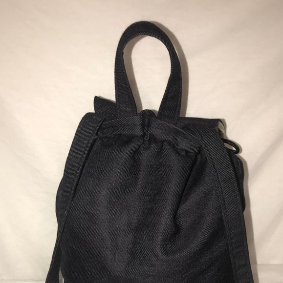 Backpack - Picture 2 of 5